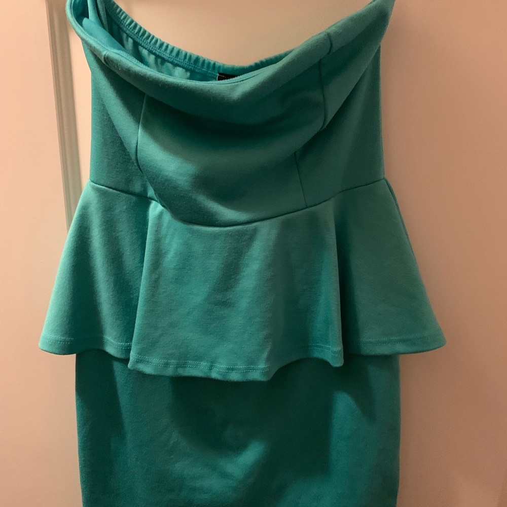 Strapless Turquoise Dress👗